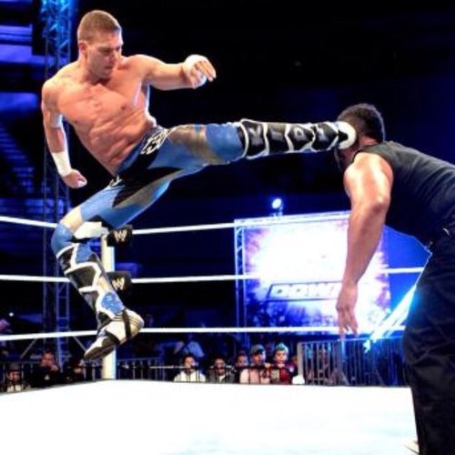 The sexiest of the hart dynasty. The prince of the hart foundation. I am (NOT) Tyson Kidd. (RP/FL) Single