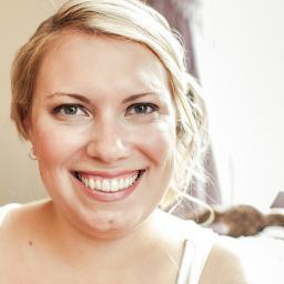 A Canadian gal living Down Under. Communicator, designer, food lover.
