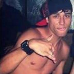 apenas, uma menina. Que admira o Felipe Wellington Da Silva Cruz (FELIPE BOLADÃO) esteja com Deus lindo anjo.