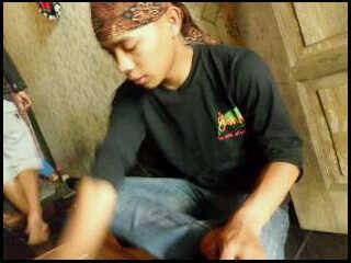 Kumaha engke,jng engke kumaha teu jauh beda neurEund,,,
