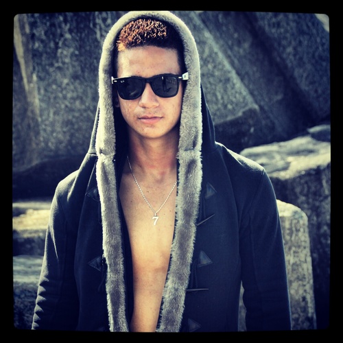 #06.92.52.48.77 #Bras-panon #Boy #Life-lover #Nice ;)