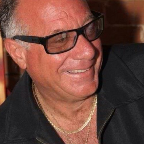 Author / Actor / Host. Its nice to be important but its more important to be nice.