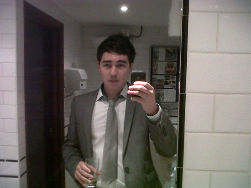 ant_theobald's profile picture. 