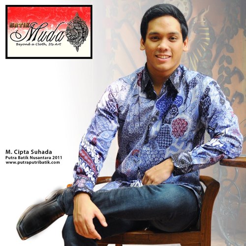 Beyond A Cloths Its Art 
Menyediakan Batik Tulis dan Sutera yang di buat dengan motif dan model yang unix sehingga satu motif hanya satu baju/pakaian.