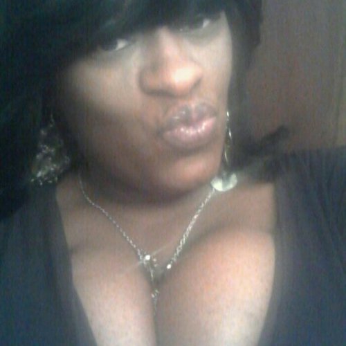 Entrepreneur, independent hustler, selfmade chick, you following me for a reason, so jus keep up....