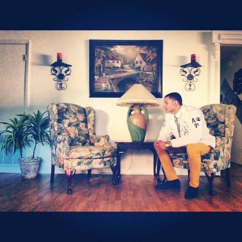 aboutdat_9life's profile picture. 