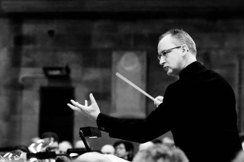 Chorus Director @RSNOChorus, Musical Director @garletonsingers, @edinburghbach1, Arranger, orchestrator, composer, organist & accompanist.