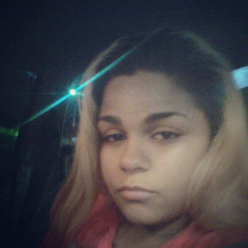 chillin wit no makeup on