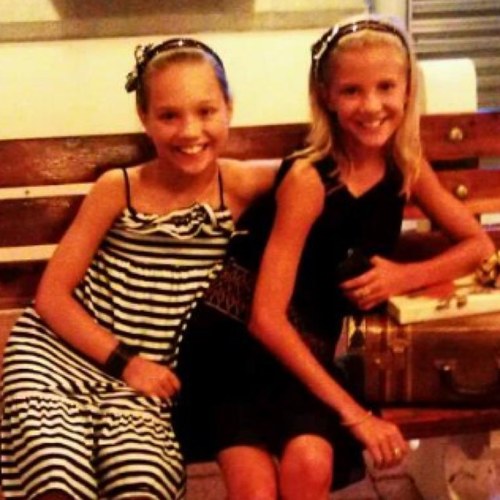 nia followed me on 9/13/12 jessi followed me on 9/28/12 Sophia Lucia follows