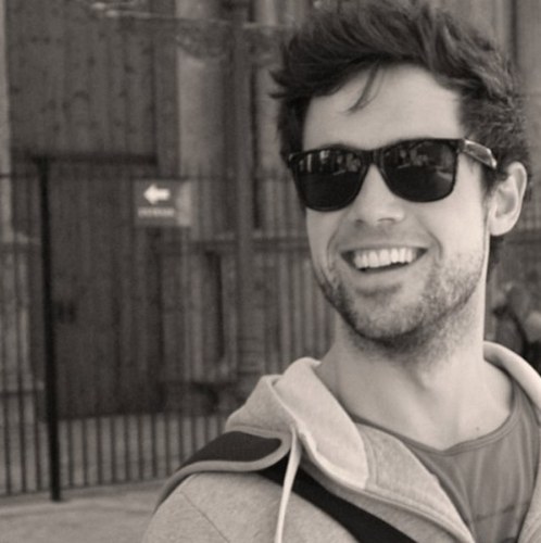 Federicong's profile picture. Publicitario y periodista. Apasionado de las ideas originales.