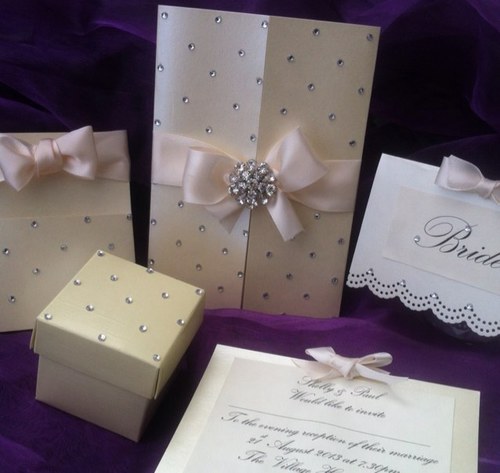 Joyous_moments's profile picture. Bespoke wedding stationery 100% handmade to your specification