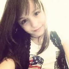 fan club feito especialmente para @larimanoela