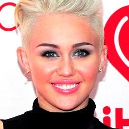 I love to sing, my favorite singer is Miley Cyrus, I live in, follow me! :)
