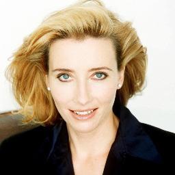 ебать, как я люблю благовония, фарфор, чай и предсказывать будущее!