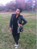 MaNeikaE's profile picture. Eclectic love. Vintage love. Thrifting junkie. LifeStyle *mini* blogger!!!
Live,Love,Fashion: A Red Lip is Everything............