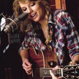 I'm a guy and i'm a swifty. Taylor Alison Swift is my idol.