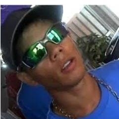 ' o teu sorriso valle mais q um diamante ! ♪ @mclon_oficial s2