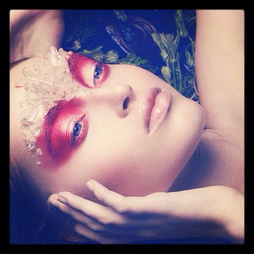 I'm a Award Winning makeup artist based in london view more of my work on mh facebook page http://t.co/m0pHEMNZ
http://t.co/IS8rGFI3