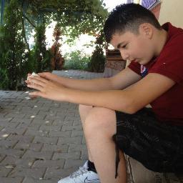 (= DoĞuŞtAn GaLaTaSaRaY LIyDıM =)                     (= Ve ÖlEnE kAdAr GaLaTaSaRaY LI oLmAyA dEvAm EdİcEm=)