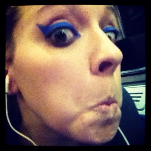 mcksarebare's profile picture. Rowing. Makeup. Random.
