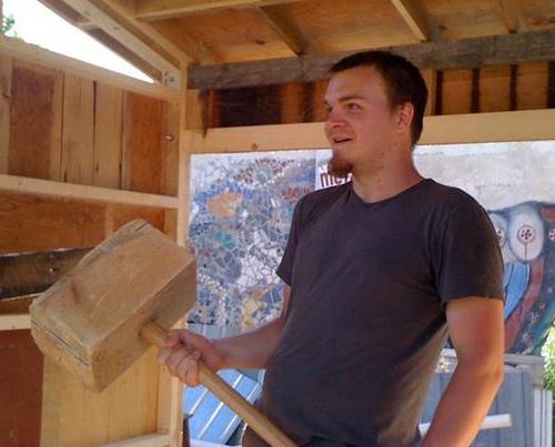 ThomasGram3's profile picture. Aspiring permacultural herder/butcher, dabbling in most things but especially hard sciences and decentralist politics and economics.