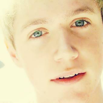 valeria_2000331's profile picture. 