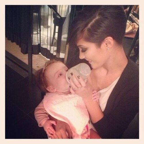 FrankieSlates's profile picture. I love food and I love Una hbu, Ravenclaw sixth year.