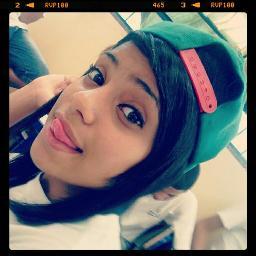 Apenas uma Garotinha que Acredita em conto de fada ;*