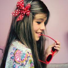 Twitter do blog Ask Me Taylor, escrito por @askmecamila, pequena colecionadora de sonhos.