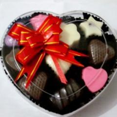 praline chocolate and creation chocolate  online-shop ^^
fast respone 085779292494/sms only. 
** facebook : chocolicious890327@yahoo.com 
HAPPY SHOPING ^  ^