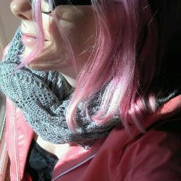 Geek, writer, yarn-crafter, filthy queer