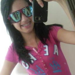 ' Ninguem inveja  feio &* Odeia o fraco ;)