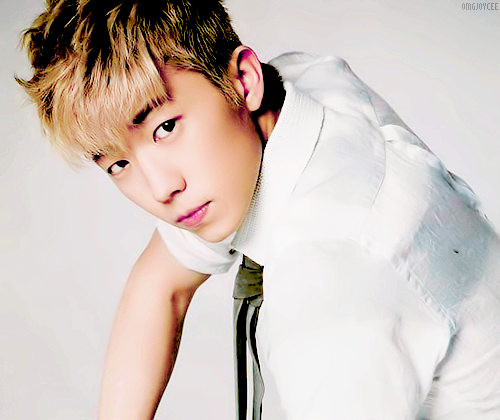 {RP} Jang Wooyoung, cantante, bailarín, modelo, MC. Miembro de 2PM.
