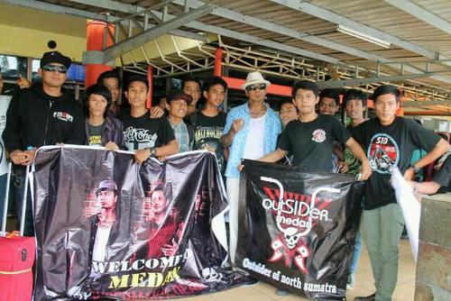 WE ARE OUTSIDERS MEDAN!
Big fans @SID_Official @JRX_SID @bobbybikul @baliekarock.
MERDEKA!
Kami adalah kamu, muda, beda & berbahaya!