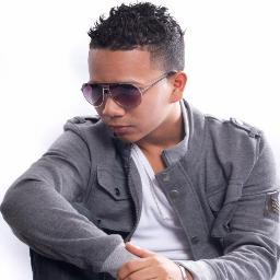 follow @jeironb_musik @maru_cs