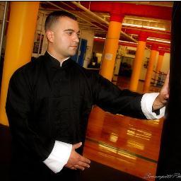 I teach weekly Li Family Jiulong Bagauazhang kung fu classes in Boston's Chinatown.