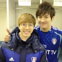 ผมกีกวัง(บอท) ผม หล่อ มาก.My Fam : @BeeeestDJ_BB @itzmeysBB @HyunseuNG_BB  @beastdw_BB @B2STJHY89_BB