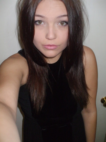 Kyra Goodfellow|16|#teamvirgo|Toronto-ish. http://t.co/hNBRLLZ5