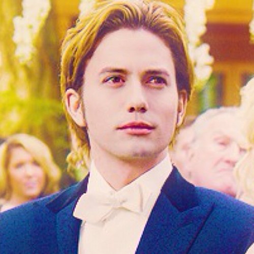 As much as you try to hide your emotions, I can still feel them. Whether you like it or not. [ Twilight Literate RP ]