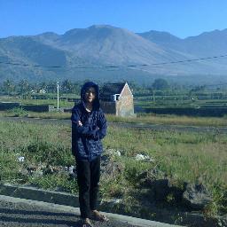 My name is Eri Satria Wardana| My school : SMPN 1 Curug|*| 30 juni 1999| Cancer |follow me, follback??just mentionʃƪ