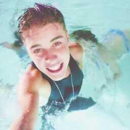 Belieber And Smiler. Miley es mi diosa, Justin mi ídolo, Demi mi diosa a seguir, Jasmine perfecta. Son mis gustos no los tuyos, me tiene que gustar a mi no ati.