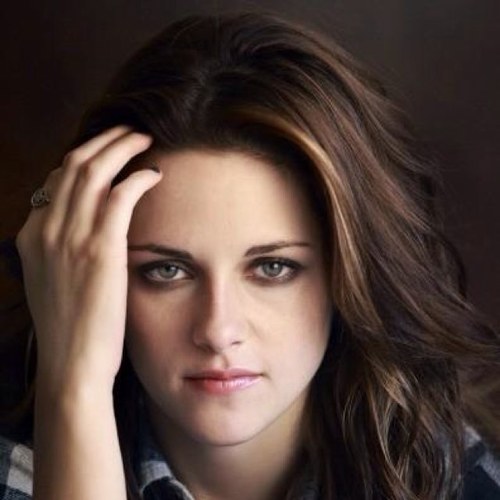 Single & Looking Best friend: @50ShadesKatty (Mature RP) UnJailed: @Ana_SGrey. Im part of @HisAlphaHale's pack