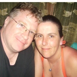 city bus driver, very happily married, mom of 4 kids, loves to travel, like to  loves to make new friends,  :)  Just looking to chat on here, nothing more!