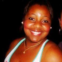 ro_firmino's profile picture. Sou como você me vê. Posso ser leve como uma brisa ou forte como uma ventania.. depende de quando e como você me vê passar.
- Clarice Lispector