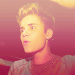 Smiler Forever, Belieber, Directioner :! 
Lovin My Girl Miley and my boy Alban.S ♥ 
Awww Carly.R.J follows me ♥ So happy :*