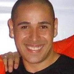 Uma pessoa Divertida!!!!!
Que Ama Samba, E Bom Amigo