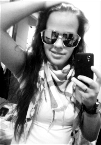 A saudade nao mata , mais tortura!'.