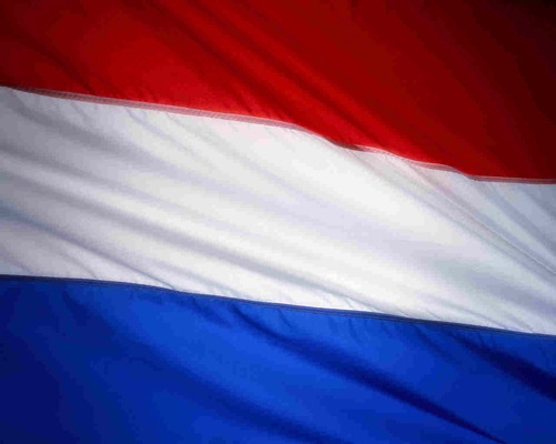 Alleen Nederlandstalige volgers!|#Maaknieuwevrienden #Doemee #Meer_kans_op_retweets #Teamfb7| volg onze volgers! ze volgen terug!