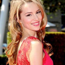 I very love Bridgit Mendler.:D