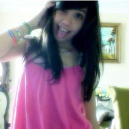 Forever Alone...♥♥ http://t.co/EKn59FD1 http://t.co/ABfgQAUn *-* me encanta 1D... y belieber tambien